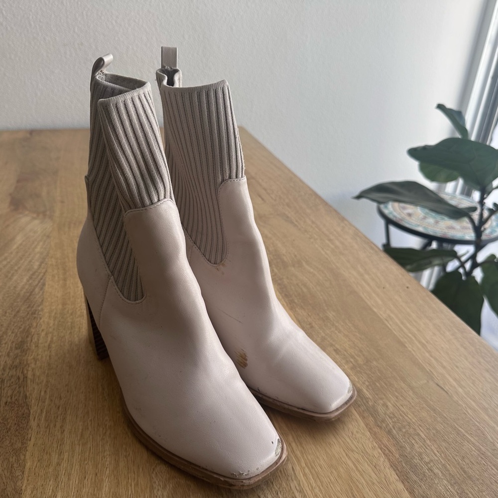 Boots, size 8.5